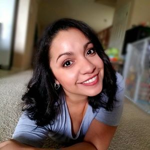 Meet your Posher, Valerie